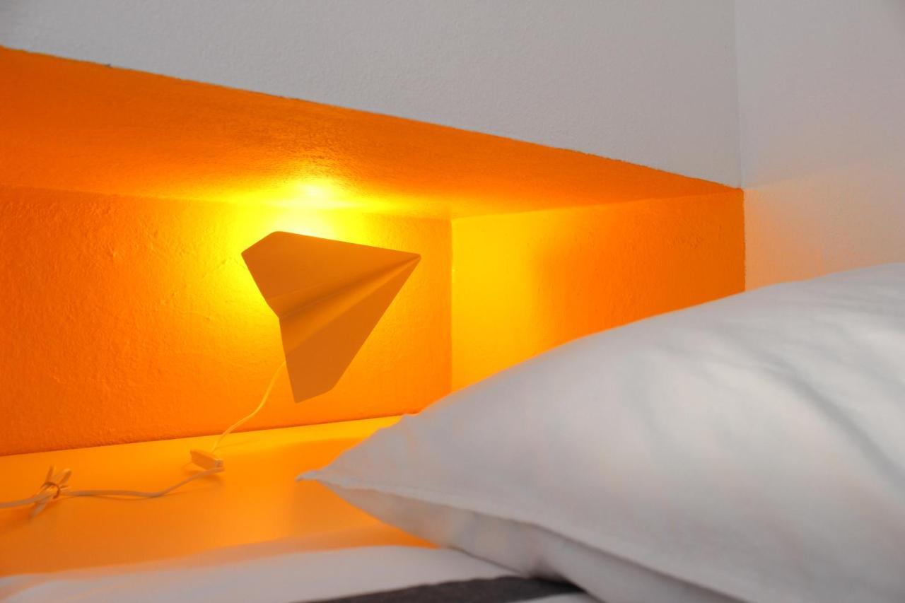 Warm Yellow Albufeira Ngoại thất bức ảnh