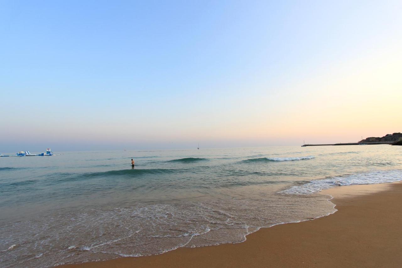Warm Yellow Albufeira Ngoại thất bức ảnh